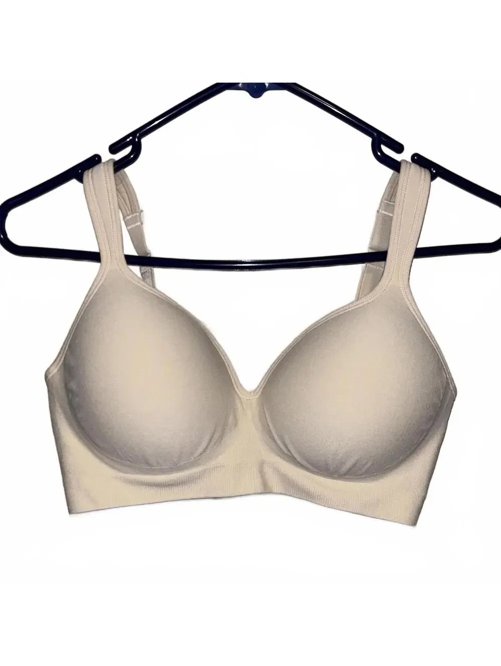 UNDEROUTFIT The Perfect Neckline in color sand underwire bra medium